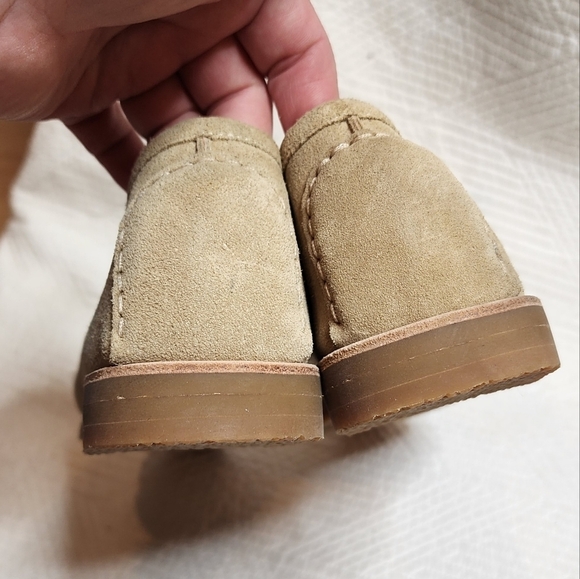 M. GEMI tan suede pointed toe loafers. Women's size 41. - Picture 13 of 16